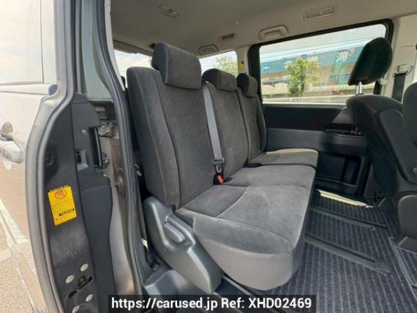 Used 2010 AT toyota noah ZRR70G Image[14]