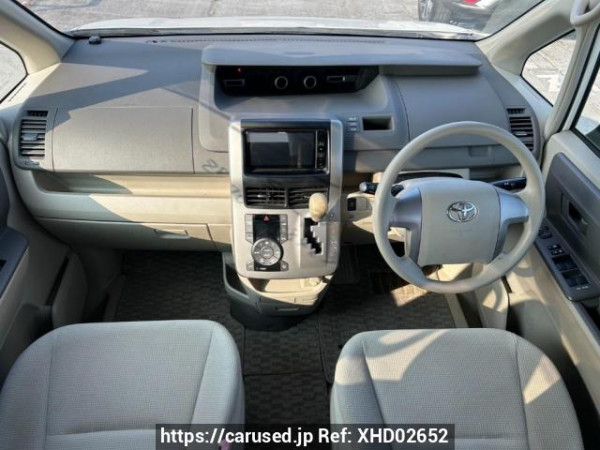 Used 2008 AT toyota noah ZRR70G Image[19]