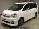 Toyota Voxy ZRR70W