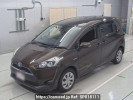 Toyota Sienta NHP170G