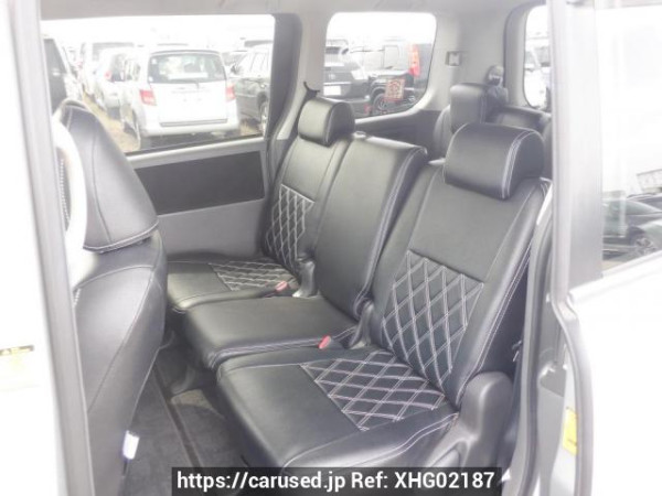 Used 2009 AT toyota noah ZRR70W Image[16]