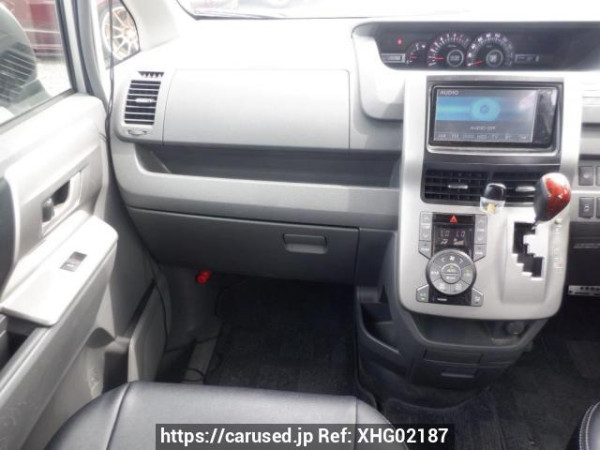 Used 2009 AT toyota noah ZRR70W Image[20]