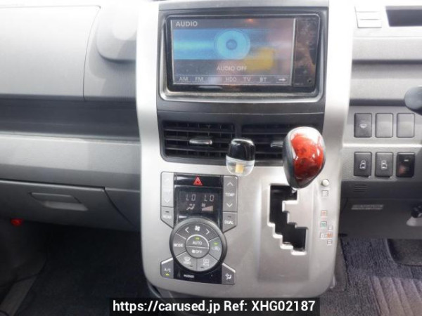 Used 2009 AT toyota noah ZRR70W Image[25]