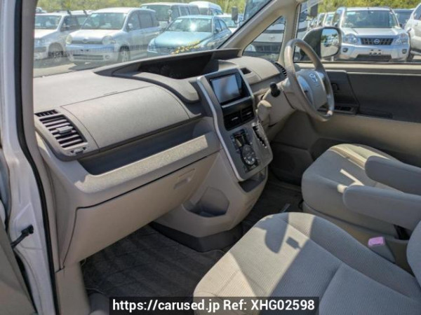 Used 2008 AT toyota noah ZRR75G Image[13]