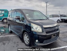 Toyota Noah ZRR70W