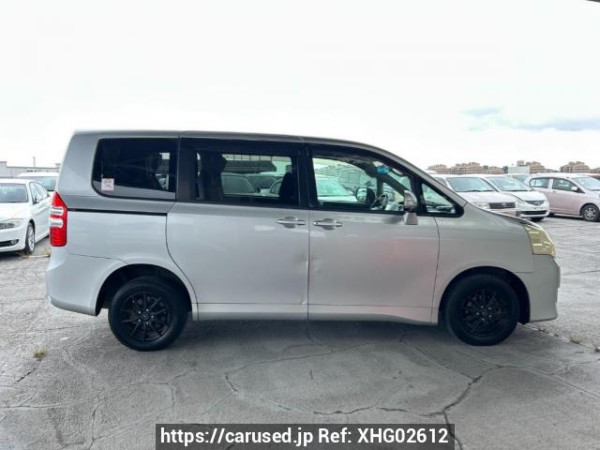 Used 2010 AT toyota noah ZRR75G Image[7]
