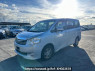 Used 2010 AT toyota noah ZRR75G Image[2]