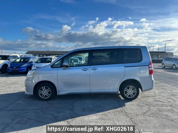Used 2010 AT toyota noah ZRR75G Image[3]