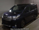 Toyota Noah ZRR80W