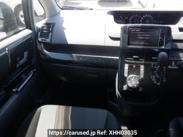 Used 2007 AT toyota noah ZRR70W Image[23]