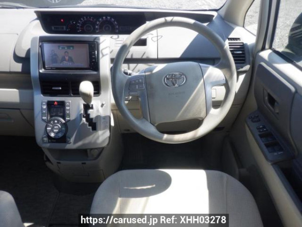 Used 2009 AT toyota noah ZRR70G Image[22]