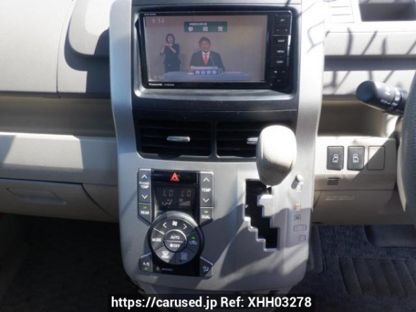 Used 2009 AT toyota noah ZRR70G Image[23]