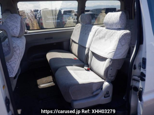 Used 2002 AT toyota regius-wagon RCH41W Image[15]