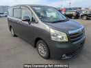 Toyota Noah ZRR70G