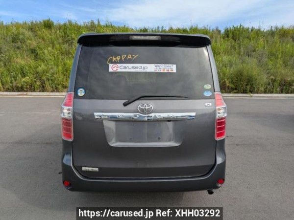 Used 2007 AT toyota noah ZRR70G Image[5]