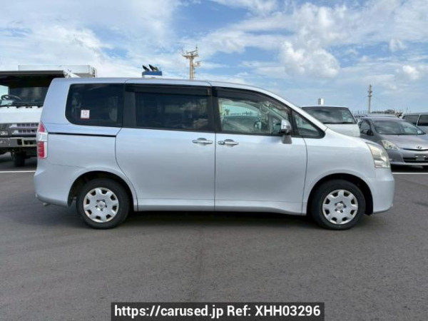 Used 2009 AT toyota noah ZRR70G Image[7]