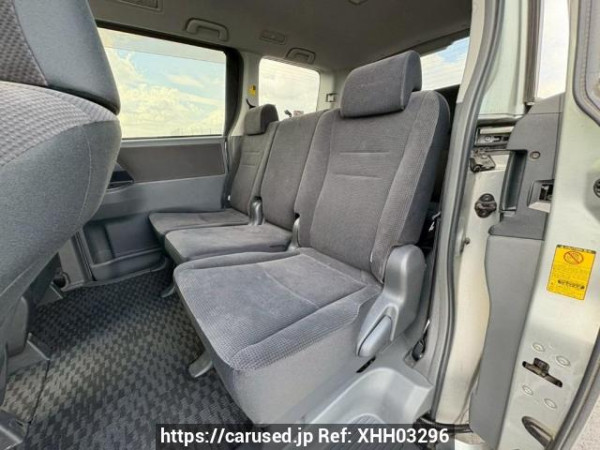 Used 2009 AT toyota noah ZRR70G Image[16]