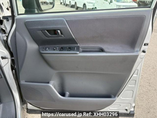 Used 2009 AT toyota noah ZRR70G Image[18]
