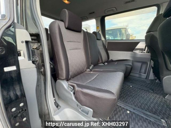 Used 2008 AT toyota noah ZRR70G Image[15]