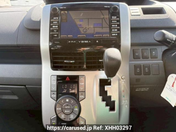 Used 2008 AT toyota noah ZRR70G Image[24]