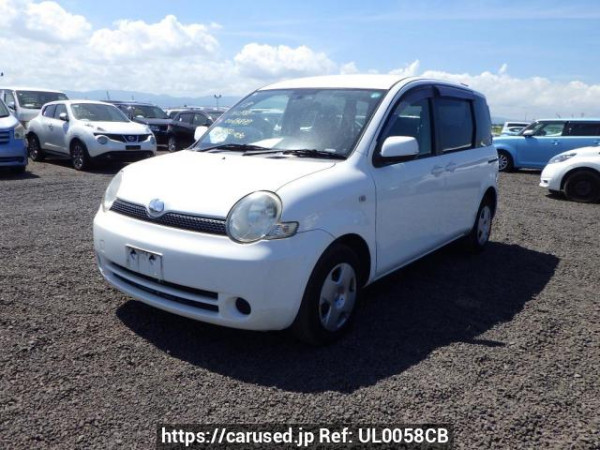 Used 2004 AT toyota sienta NCP81G Image[2]
