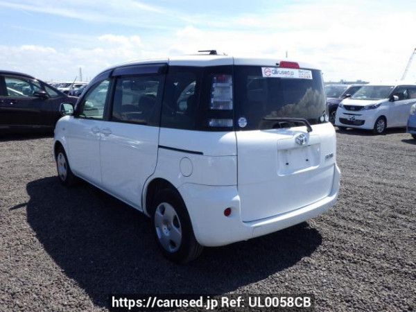 Used 2004 AT toyota sienta NCP81G Image[4]