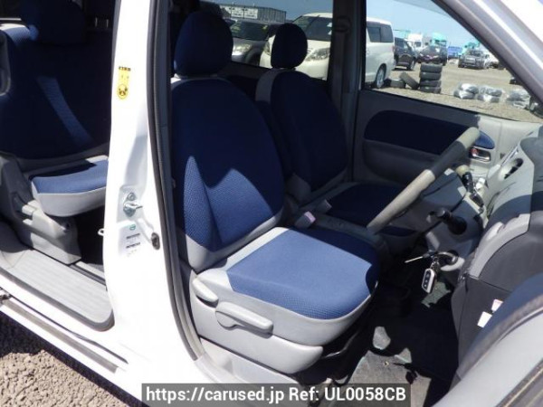 Used 2004 AT toyota sienta NCP81G Image[19]