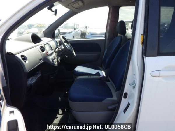 Used 2004 AT toyota sienta NCP81G Image[24]