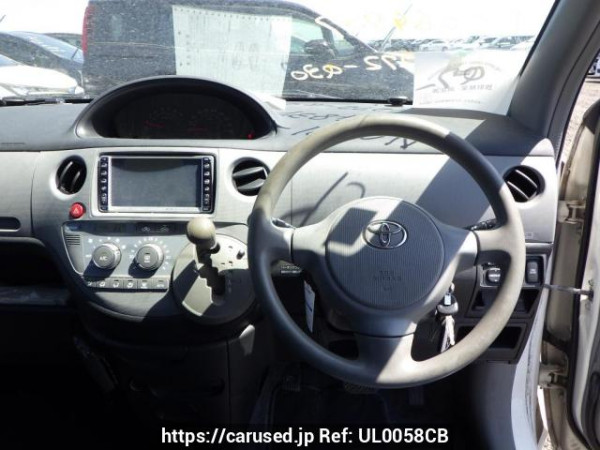 Used 2004 AT toyota sienta NCP81G Image[30]