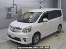 Toyota Noah ZRR70W