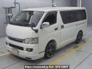 Toyota Regiusace Van TRH200V