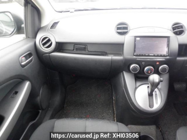 Used 2012 AT mazda demio DE3FS Image[18]
