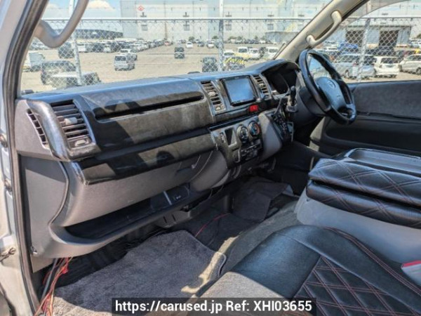 Used 2005 AT toyota regiusace-van KDH205V Image[14]