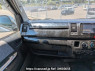 Used 2005 AT toyota regiusace-van KDH205V Image[17]