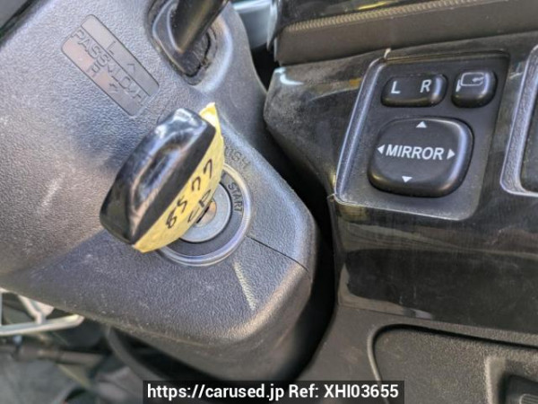 Used 2005 AT toyota regiusace-van KDH205V Image[27]