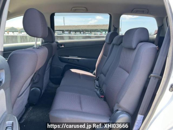 Used 2004 AT toyota wish ANE10G Image[15]