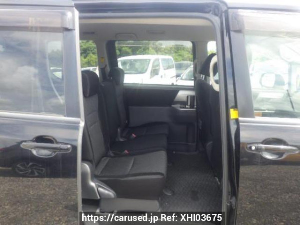 Used 2008 AT toyota noah ZRR70W Image[13]