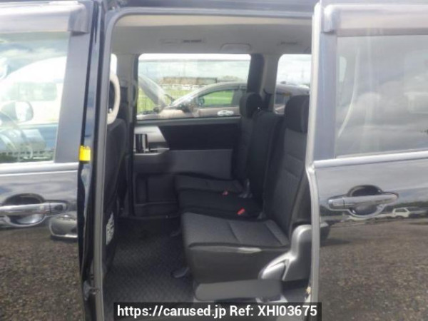 Used 2008 AT toyota noah ZRR70W Image[14]
