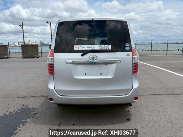 Used 2009 AT toyota noah ZRR70G Image[5]