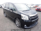 Toyota Noah ZRR70W
