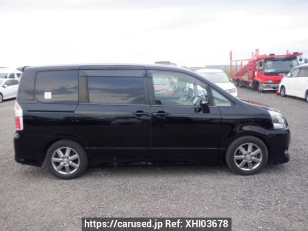 Used 2007 AT toyota noah ZRR70W Image[7]