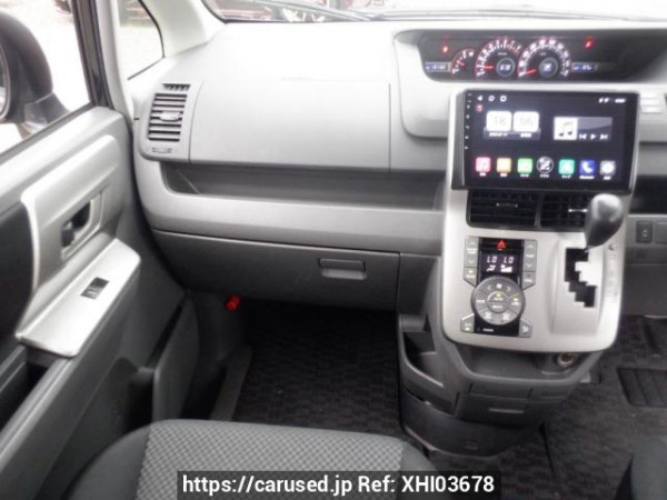 Used 2007 AT toyota noah ZRR70W Image[21]
