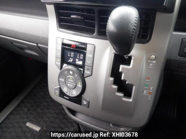 Used 2007 AT toyota noah ZRR70W Image[27]