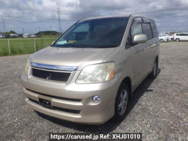 Used 2004 AT toyota noah AZR65G Image[2]