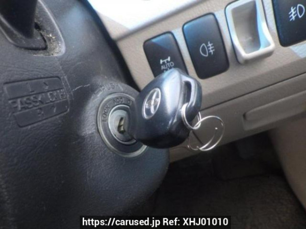 Used 2004 AT toyota noah AZR65G Image[24]