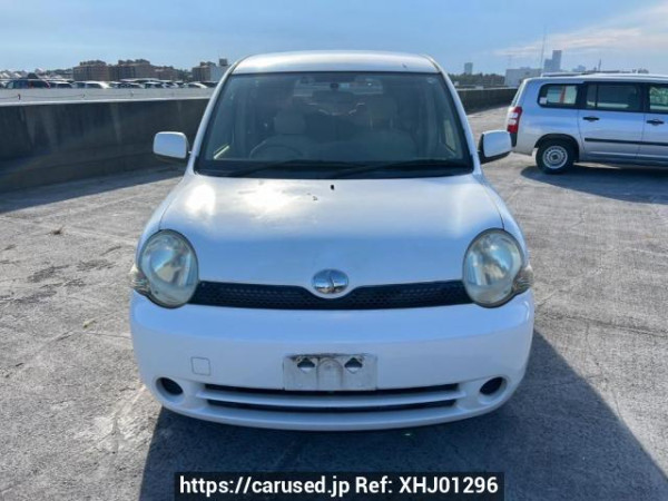 Used 2004 AT toyota sienta NCP81G Image[1]