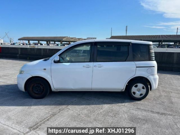 Used 2004 AT toyota sienta NCP81G Image[3]