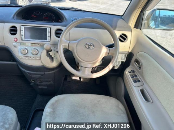 Used 2004 AT toyota sienta NCP81G Image[21]