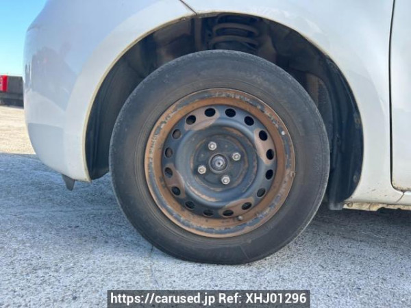 Used 2004 AT toyota sienta NCP81G Image[32]