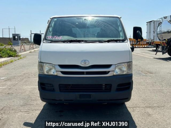 Used 2010 AT toyota regiusace-van KDH201V Image[1]